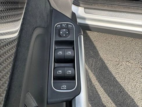 Certified 2023 Mercedes-Benz GLA 250 4MATIC image 21