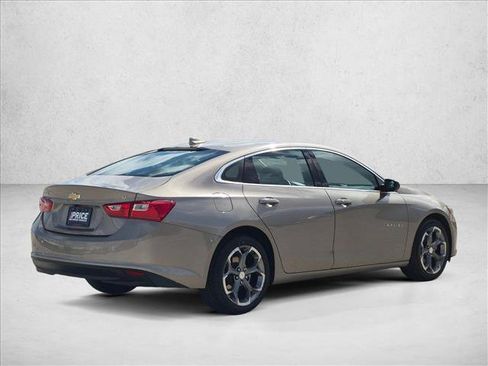Used 2023 Chevrolet Malibu LT FWD image 5