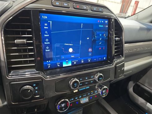 Used 2022 Ford F450 Limited w/ FX4 Off-Road Package image 22