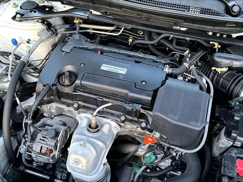 Used 2016 Honda Accord Sport image 29