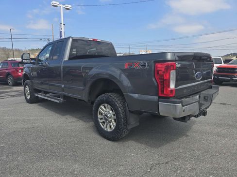 Used 2019 Ford F250 XLT w/ XLT Value Package image 6