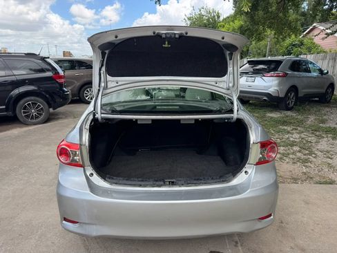 Used 2012 Toyota Corolla LE FWD image 25