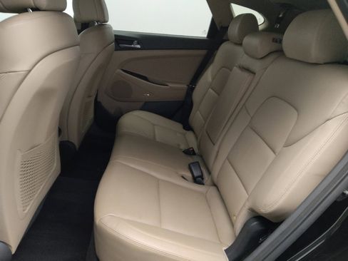 Used 2017 Hyundai Tucson Limited w/ Limited Ultimate Package 03 image 18