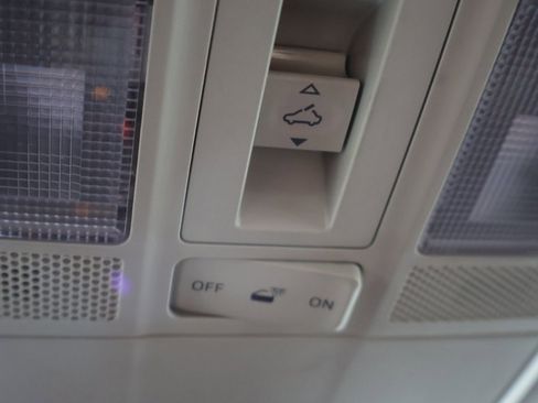 Used 2023 MAZDA CX-5 Carbon Edition image 48