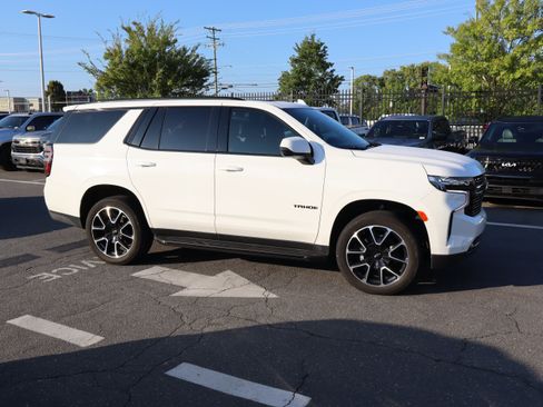 Used 2023 Chevrolet Tahoe RST w/ Luxury Package AWD/4WD image 14