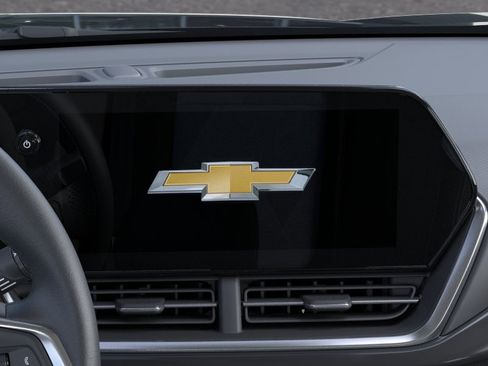 New 2026 Chevrolet Trax ACTIV w/ Sunroof Package FWD image 20
