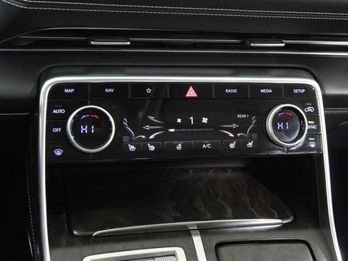 Used 2021 Genesis GV80 3.5T w/ Advanced Package 06 AWD/4WD image 14