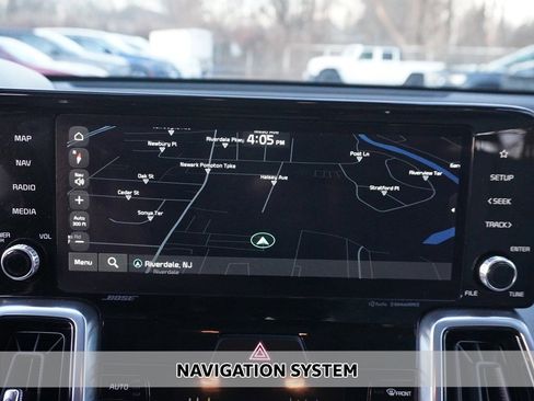 Used 2023 Kia Sorento SX Prestige image 3