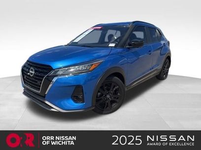 Used 2023 Nissan Kicks SR