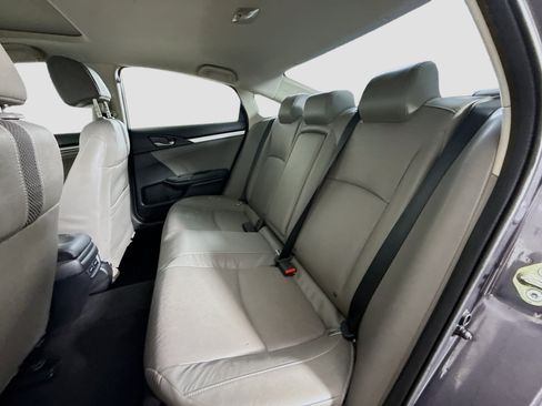 Used 2020 Honda Civic Touring image 25