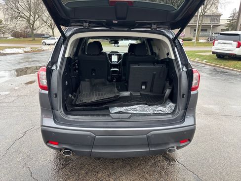 Used 2023 Subaru Ascent Touring image 23