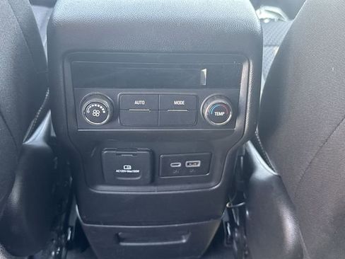 Certified 2023 GMC Acadia SLE w/ Driver Convenience Package AWD/4WD image 22