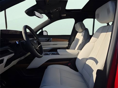 New 2026 Cadillac Vistiq Luxury image 22