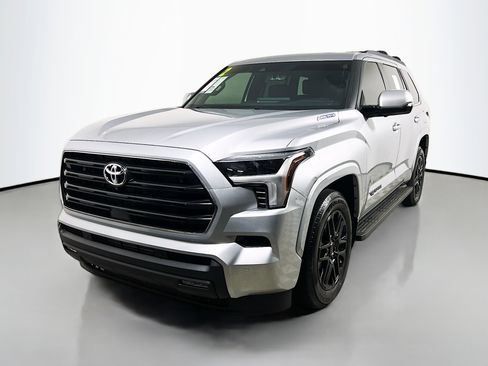 Used 2025 Toyota Sequoia SR5 w/ SR5 Premium Package image 10