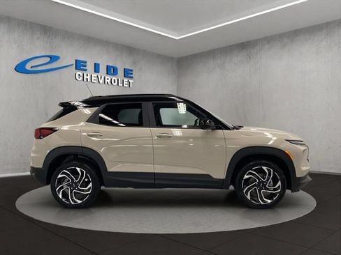 New 2026 Chevrolet TrailBlazer RS w/ Convenience Package AWD/4WD image 9