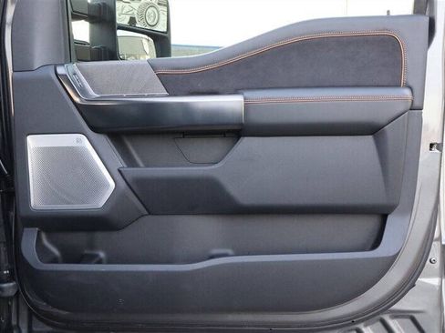 Used 2024 Ford F350 Platinum AWD/4WD image 28