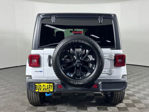 Used 2022 Jeep Wrangler Unlimited Sahara image 7