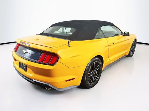 Used 2019 Ford Mustang Premium image 9