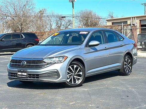 Used 2024 Volkswagen Jetta S image 2