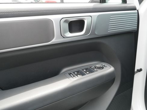 Certified 2026 Hyundai Santa Fe SE AWD/4WD image 15