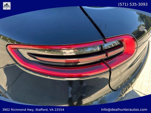 Used 2018 Porsche Macan AWD/4WD image 8