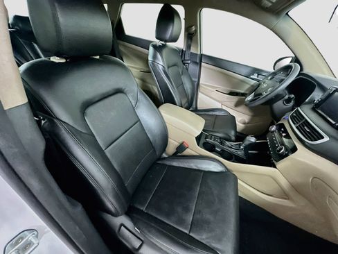 Used 2019 Hyundai Tucson Value FWD image 29