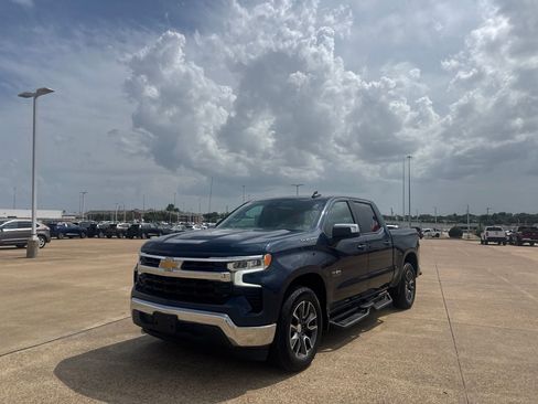 Used 2022 Chevrolet Silverado 1500 LT w/ Texas Edition Plus RWD image 8