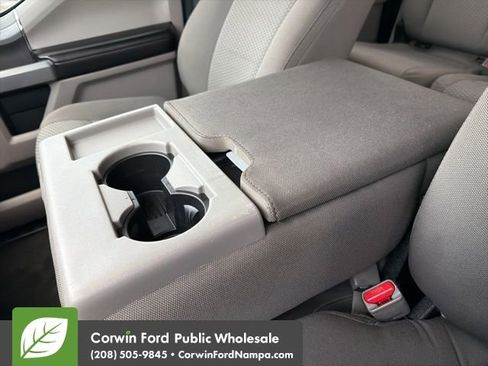 Used 2017 Ford F150 XLT w/ Equipment Group 302A Luxury image 21