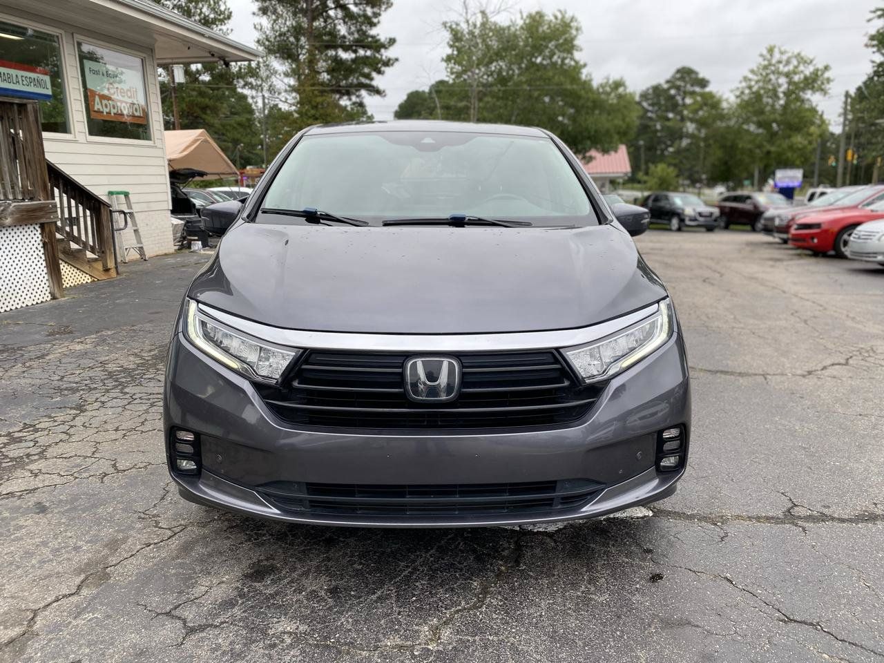 Used 2021 Honda Odyssey Touring image 2