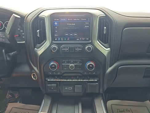 Used 2019 Chevrolet Silverado 1500 LTZ w/ LTZ Plus Package AWD/4WD image 17