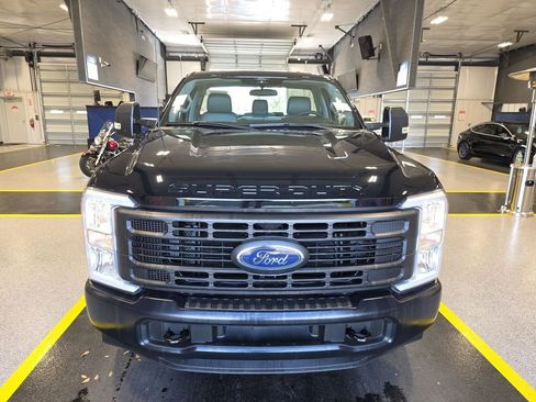 Used 2024 Ford F350 XL w/ Camper Package RWD image 2