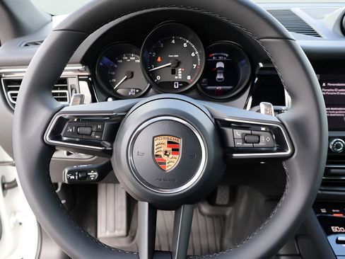 New 2026 Porsche Macan AWD/4WD image 25