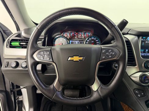 Used 2020 Chevrolet Tahoe Premier AWD/4WD image 18