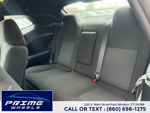 Used 2017 Dodge Challenger SXT w/ Driver Convenience Group image 12