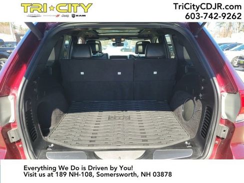 Used 2019 Jeep Grand Cherokee Limited w/ Luxury Group II image 24