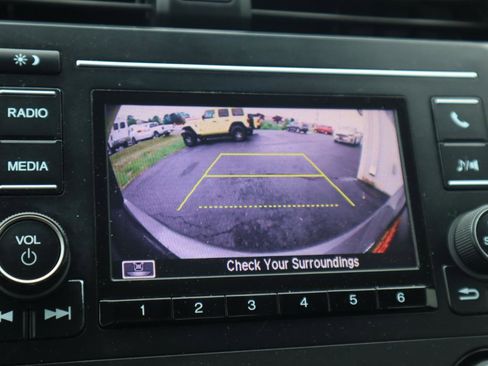 Used 2019 Honda Civic LX image 32