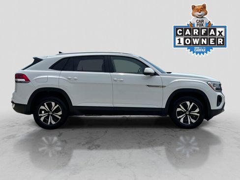 Used 2024 Volkswagen Atlas Cross Sport SE AWD/4WD image 9