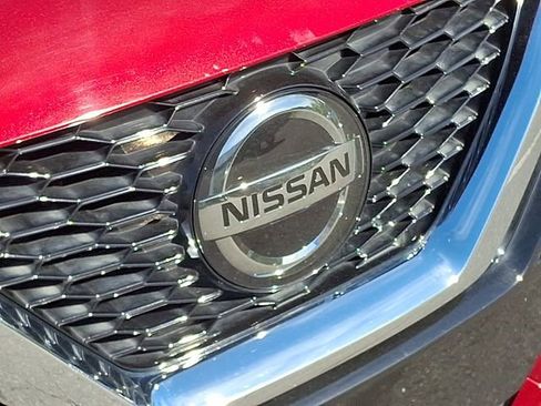 Used 2021 Nissan Rogue Sport SV image 30