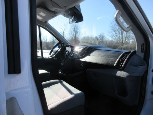 Used 2019 Ford Transit 150 130 Low Roof image 34