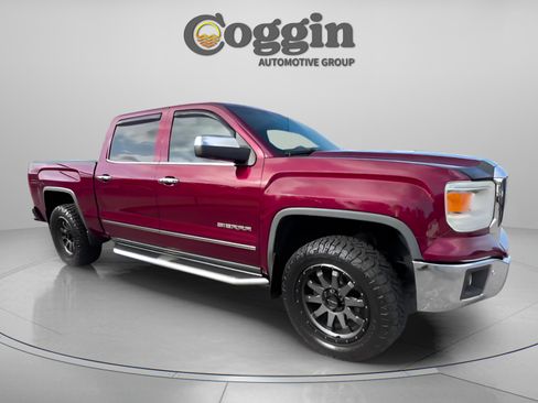 Used 2015 GMC Sierra 1500 SLT w/ SLT Crew Cab Value Package image 2