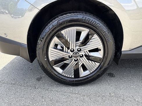 Certified 2025 Nissan Murano SL w/ Cargo Package AWD/4WD image 10