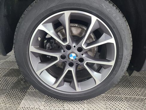Used 2018 BMW X5 xDrive35i w/ M Sport Package AWD/4WD image 16