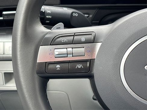 Certified 2025 Hyundai Kona SEL AWD/4WD image 29