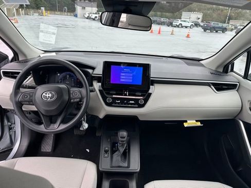 New 2026 Toyota Corolla Cross L image 12