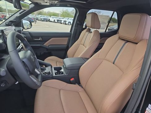 New 2026 Toyota 4Runner Limited image 14