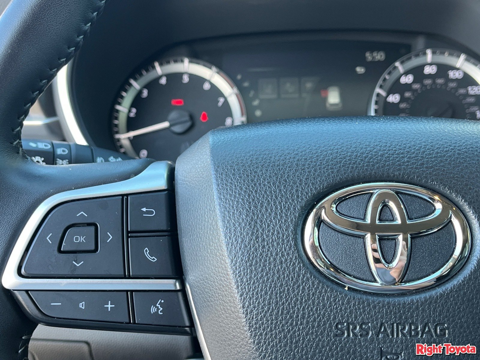 Certified 2026 Toyota Highlander XLE AWD/4WD image 23