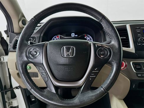 Certified 2019 Honda Ridgeline RTL image 18