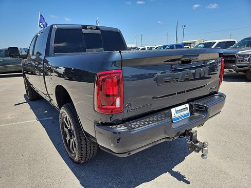 Used 2025 RAM 2500 Laramie w/ Night Edition AWD/4WD image 5
