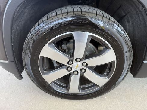 Used 2018 Chevrolet Traverse LT image 20