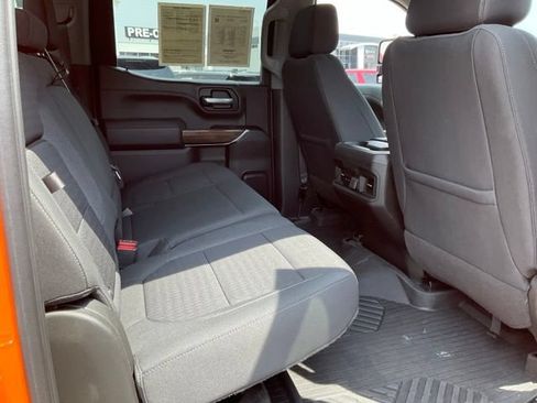 Used 2022 Chevrolet Silverado 1500 LT Trail Boss w/ LPO, Dark Essentials Package AWD/4WD image 18